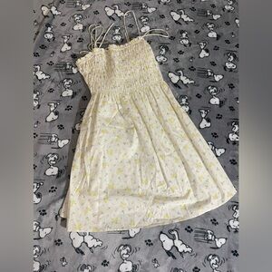 H & M Divided Floral Mini Dress Size L but could fit smaller 🌼🌼🌼